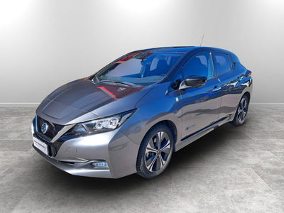 Nissan Leaf 40kWh Tekna 150cv del 2019 usata a Siena