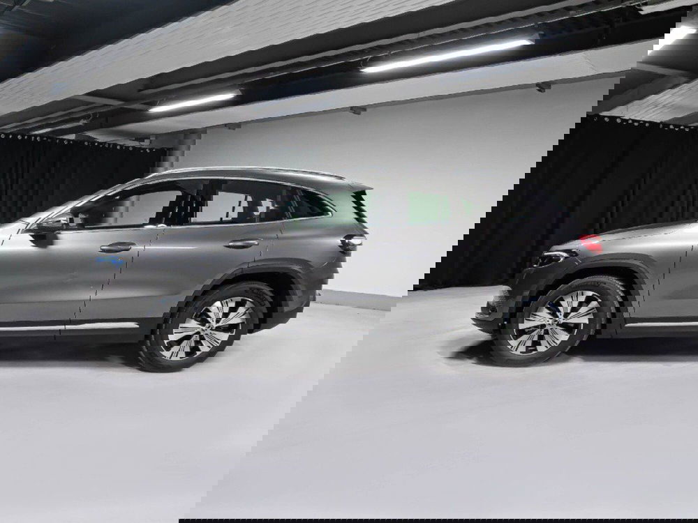 Mercedes-Benz EQA nuova a Rimini (6)