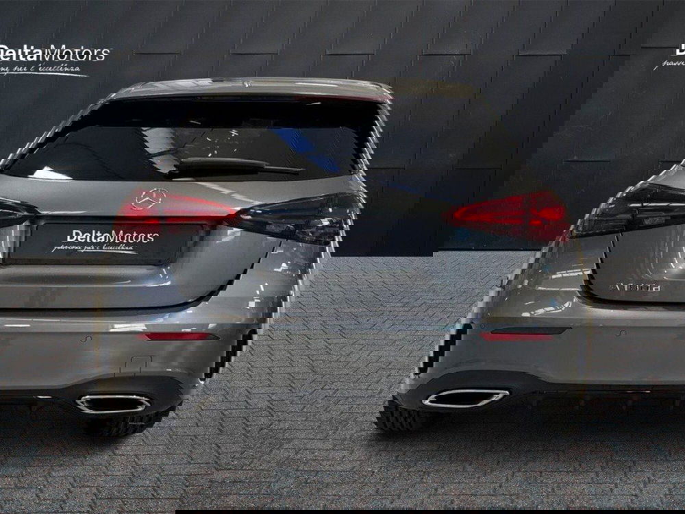 Mercedes-Benz Classe A Sedan nuova a Rimini (5)