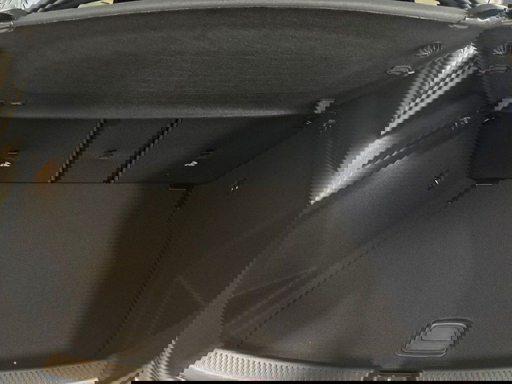 Mercedes-Benz Classe A Sedan nuova a Rimini (8)