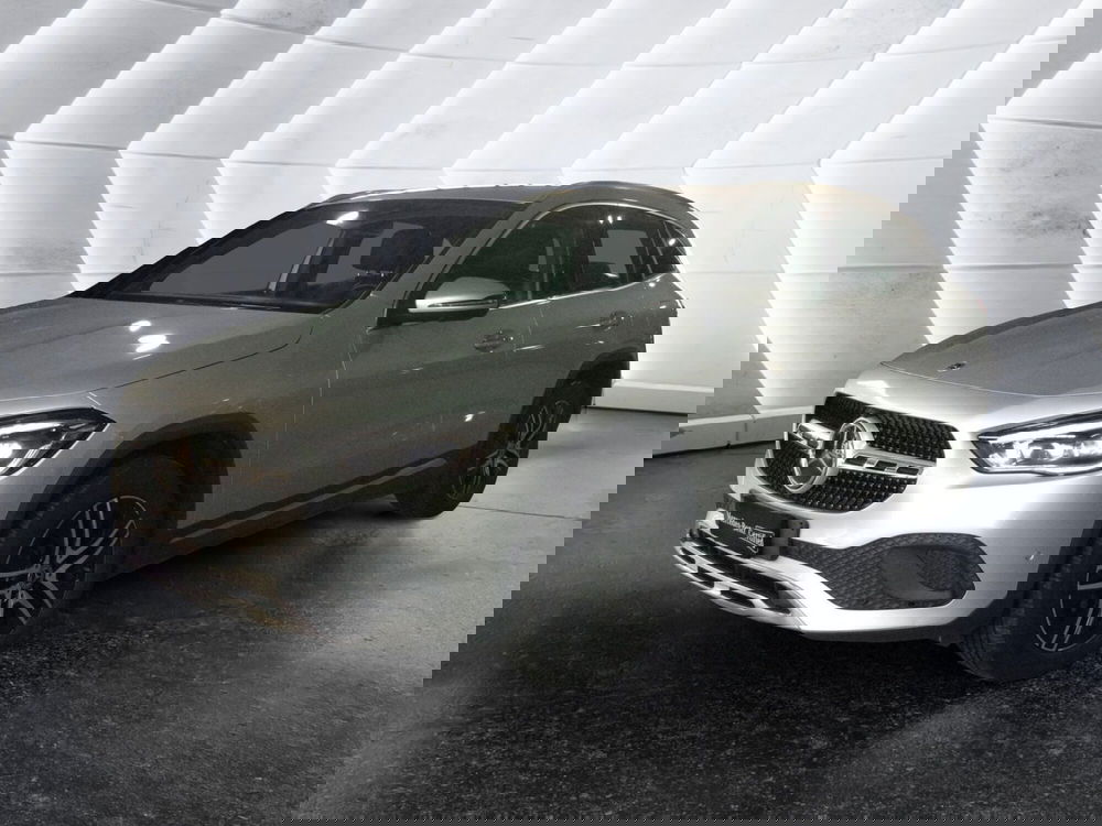 Mercedes-Benz GLA SUV usata a Caserta