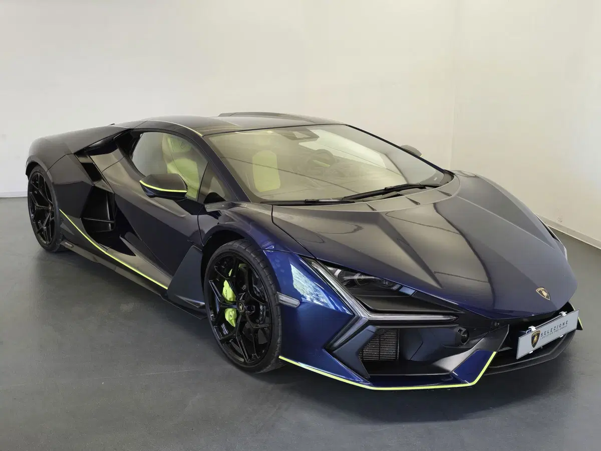 Lamborghini Revuelto usata a Bologna