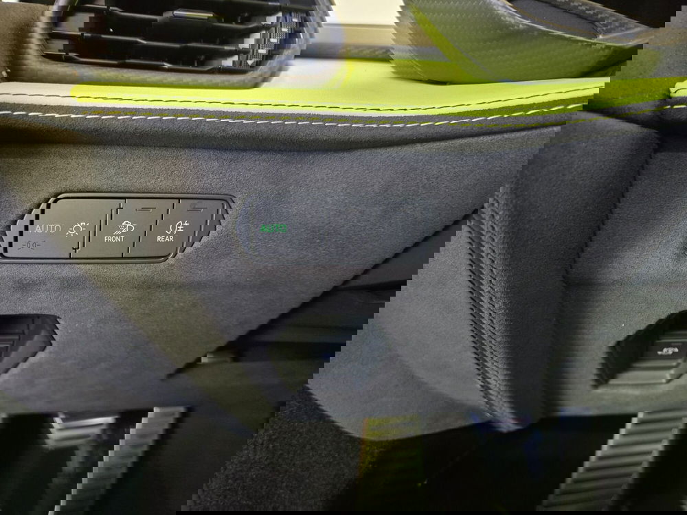 Lamborghini Revuelto usata a Bologna (13)