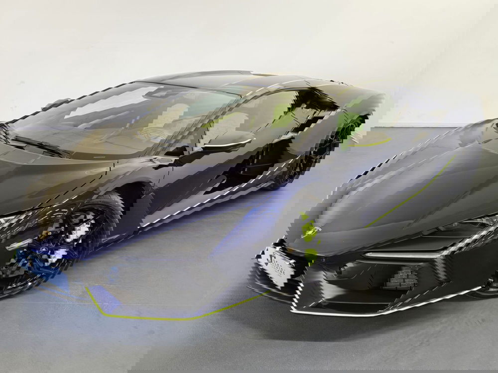 Lamborghini Revuelto usata a Bologna (9)