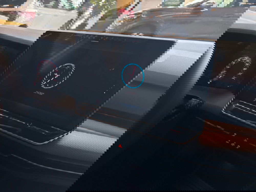 Volkswagen Golf nuova a Salerno (11)