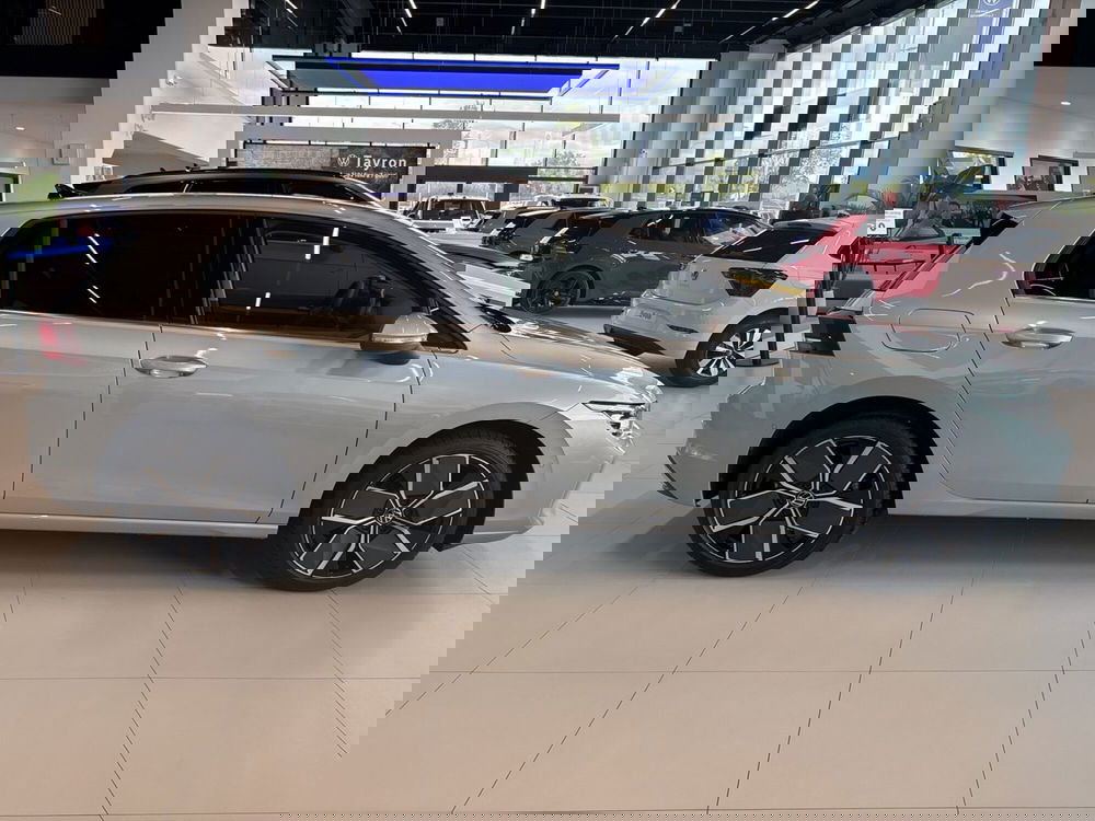 Volkswagen Golf nuova a Salerno (6)