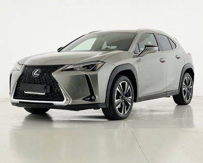 Lexus UX Hybrid Premium del 2021 usata a Bastia Umbra