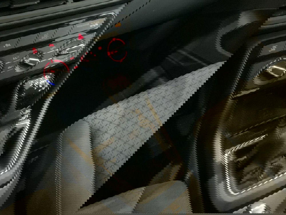 Volkswagen T-Cross usata a Vercelli (16)