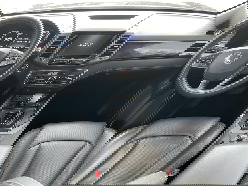 Ssangyong Rexton usata a Ancona (11)