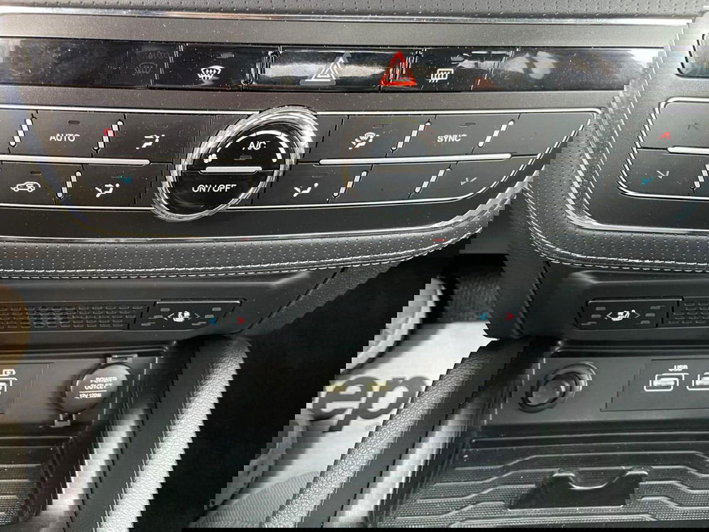 Ssangyong Rexton usata a Ancona (16)