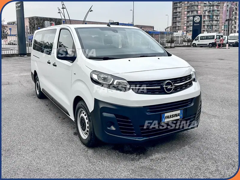 Opel Vivaro Furgone nuova a Milano