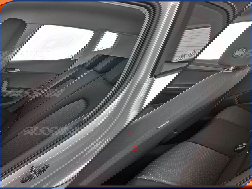 SEAT Arona nuova a Milano (11)