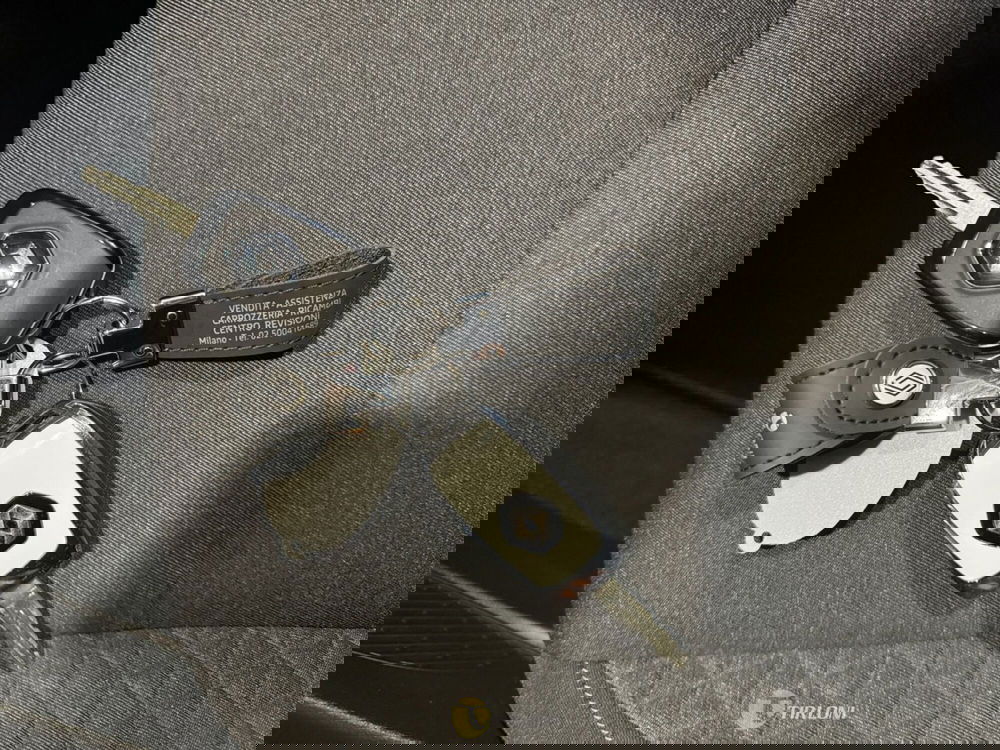 Renault Clio usata a Milano (19)