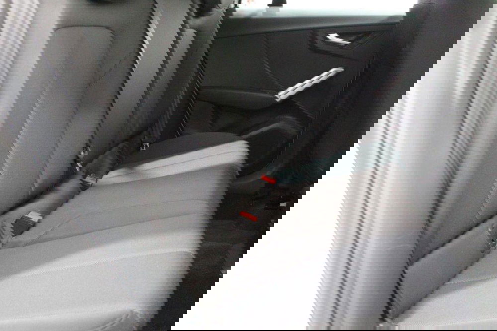 Audi Q2 usata a Bari (17)