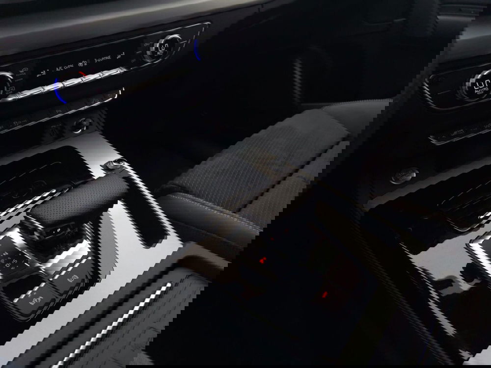 Audi Q5 usata a Bari (11)