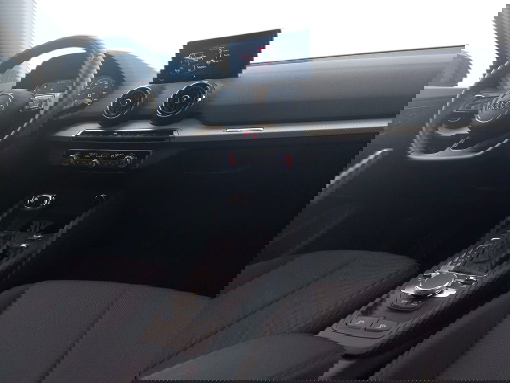 Audi Q2 usata a Bari (4)