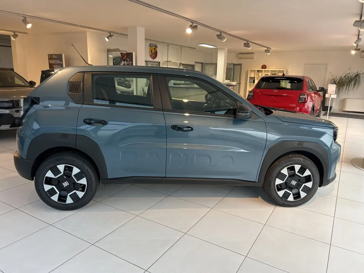 Fiat Grande Panda nuova a Bergamo (6)