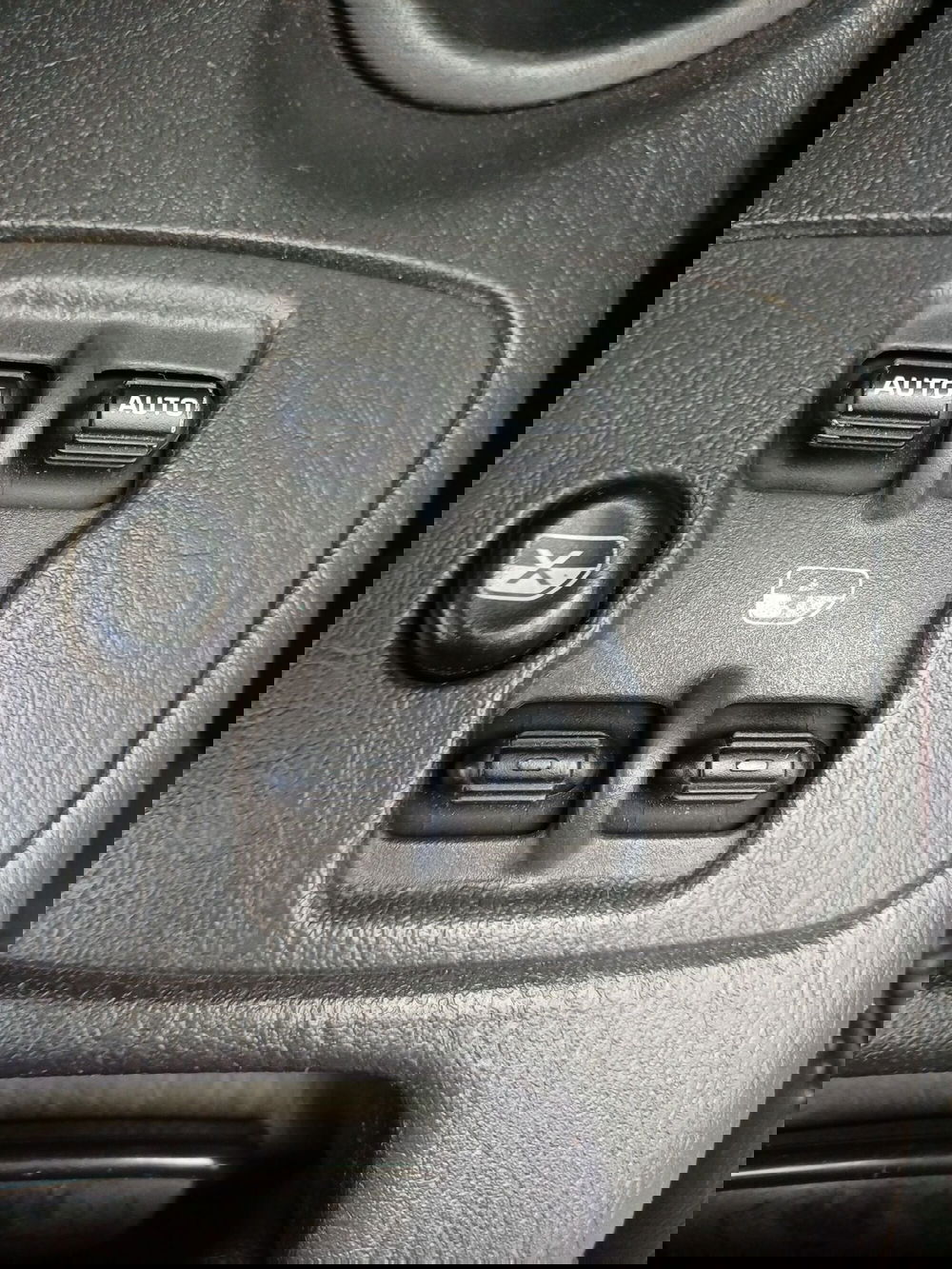 Jeep Cherokee usata a Modena (15)