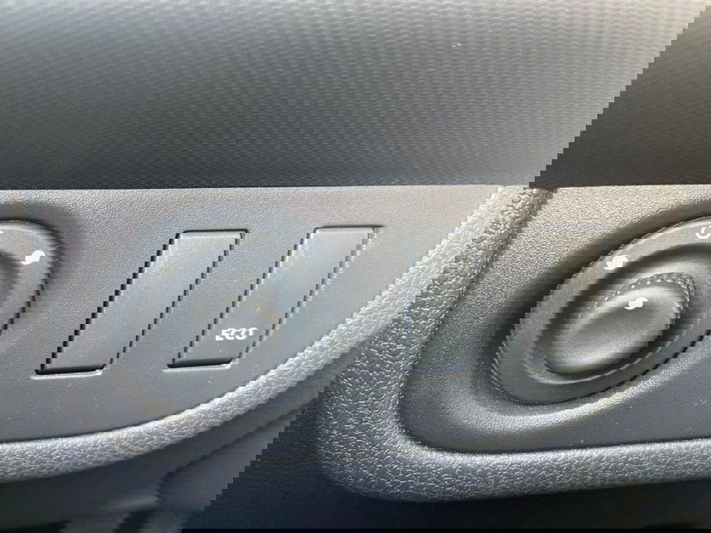 Dacia Sandero usata a Modena (15)