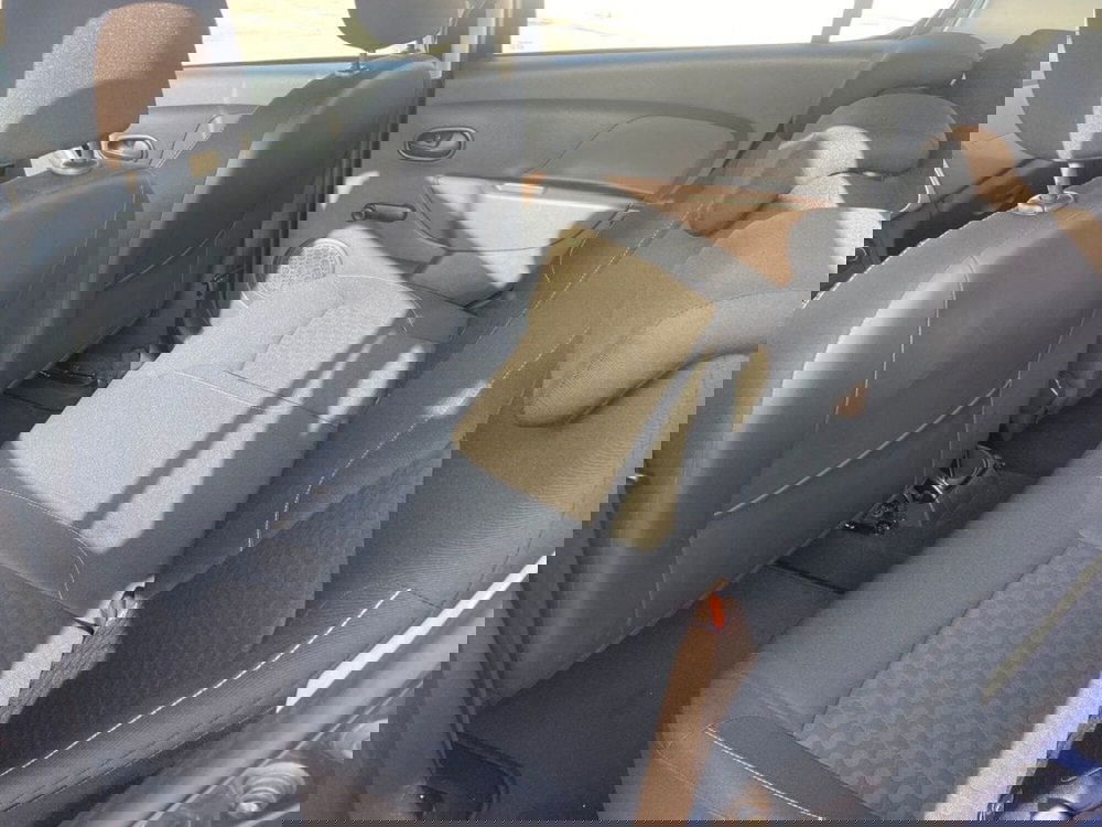 Dacia Sandero usata a Modena (9)