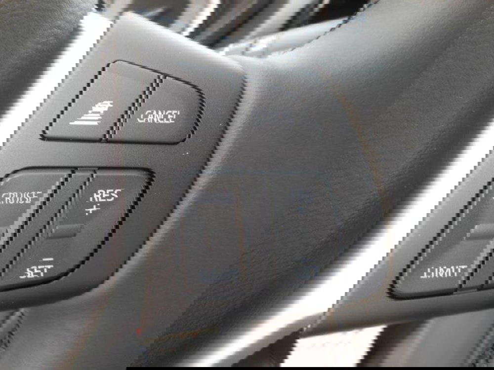 Suzuki S-Cross nuova a L'Aquila (18)