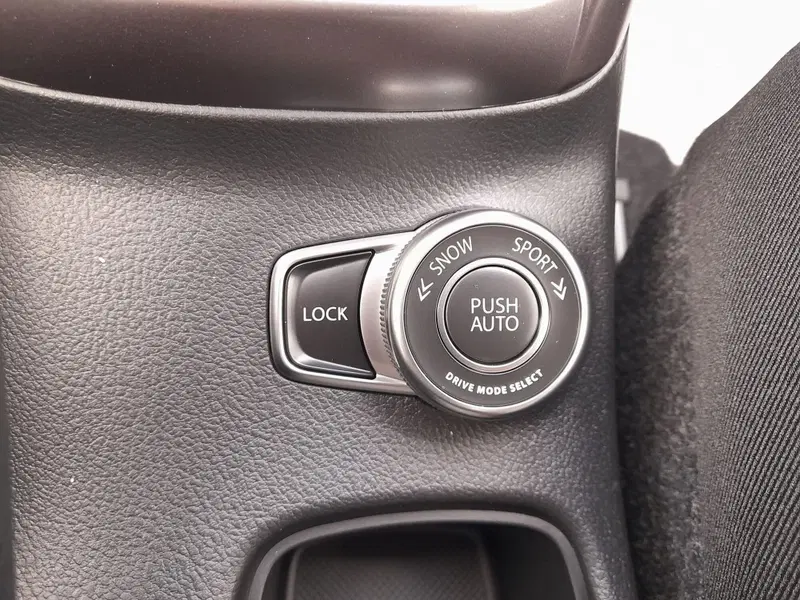 Suzuki S-Cross nuova a L'Aquila (12)