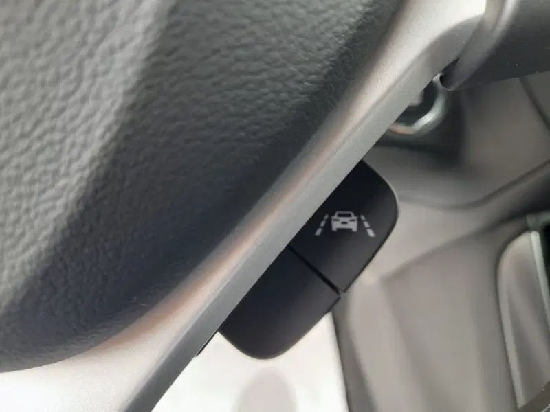 Suzuki S-Cross nuova a L'Aquila (14)