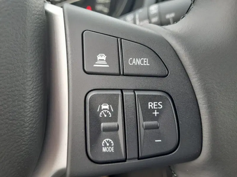 Suzuki S-Cross nuova a L'Aquila (15)