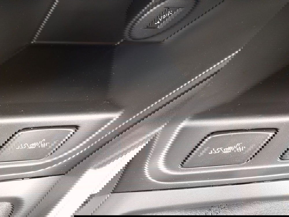 Suzuki S-Cross nuova a L'Aquila (16)