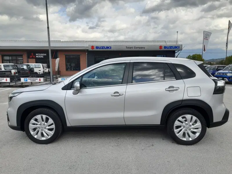 Suzuki S-Cross nuova a L'Aquila (4)