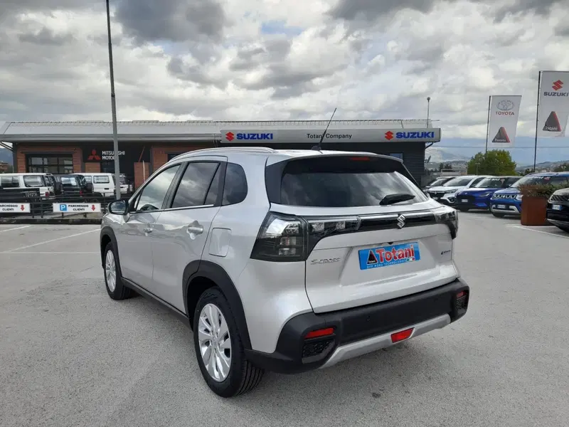 Suzuki S-Cross nuova a L'Aquila (5)