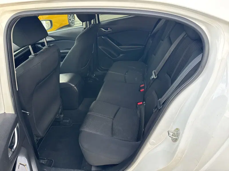 Mazda Mazda3 usata a Reggio Calabria (10)