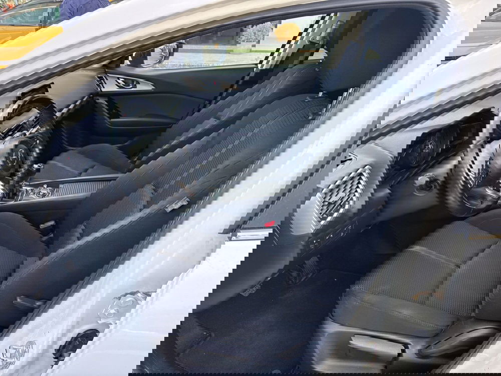 Mazda Mazda3 usata a Reggio Calabria (9)