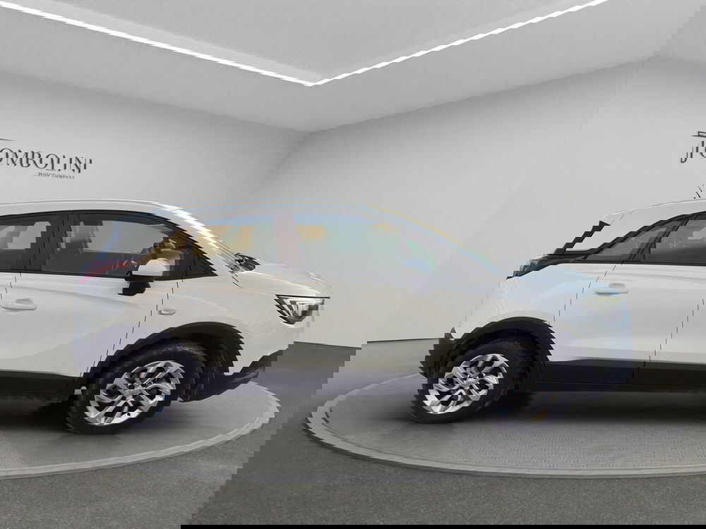 Opel Crossland X usata a Macerata (8)