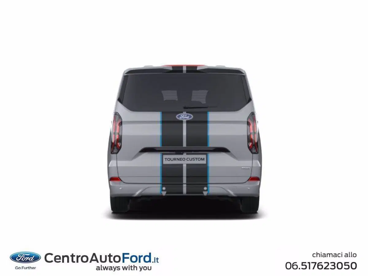 Ford Tourneo Custom nuova a Roma (4)