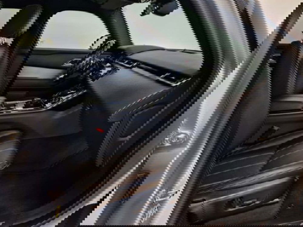 Land Rover Range Rover Velar usata a Modena (11)