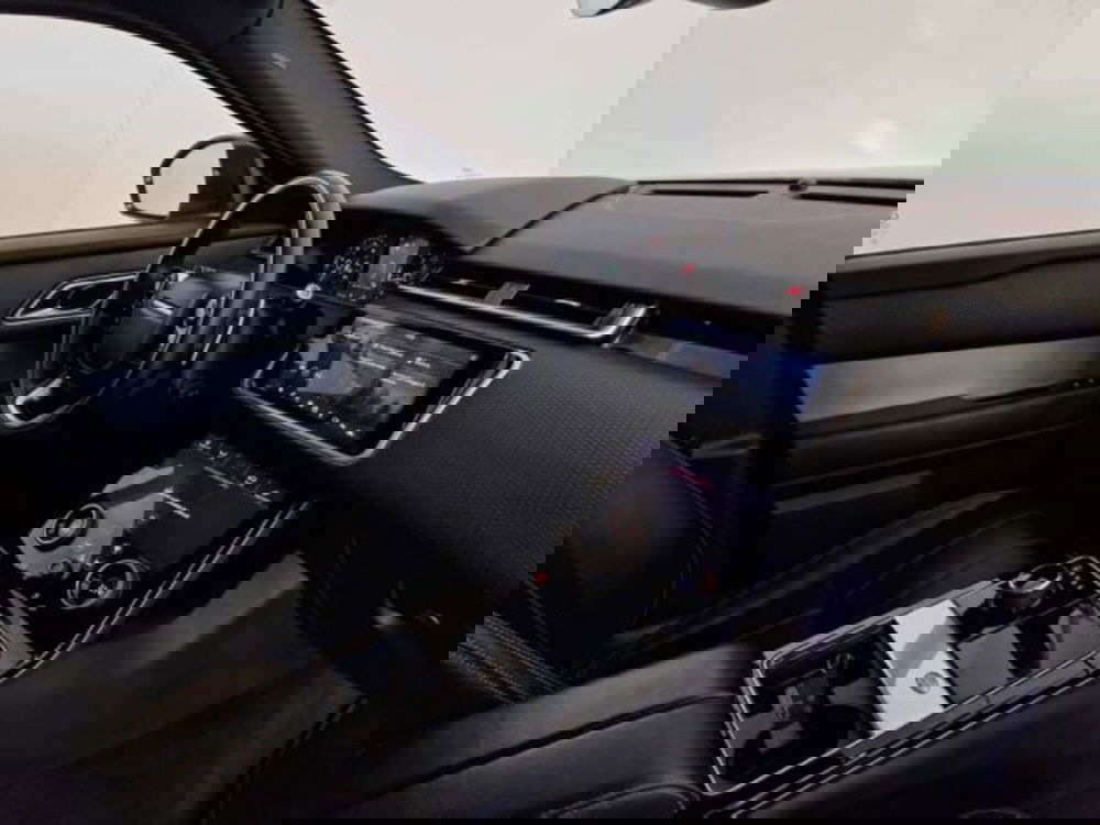 Land Rover Range Rover Velar usata a Modena (3)