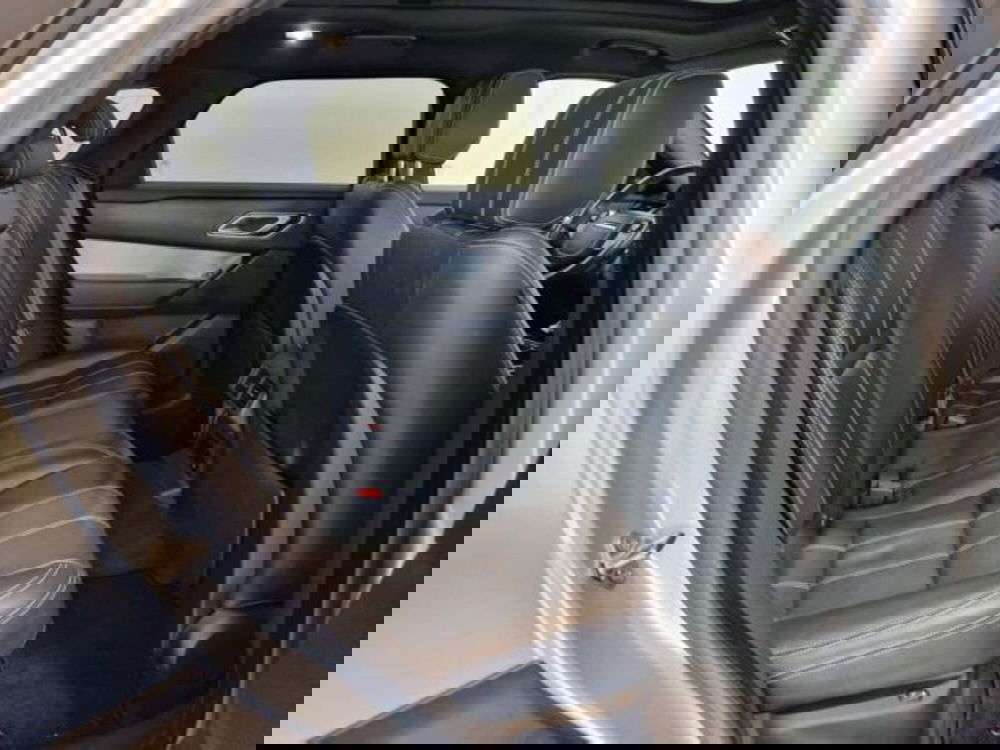 Land Rover Range Rover Velar usata a Modena (5)