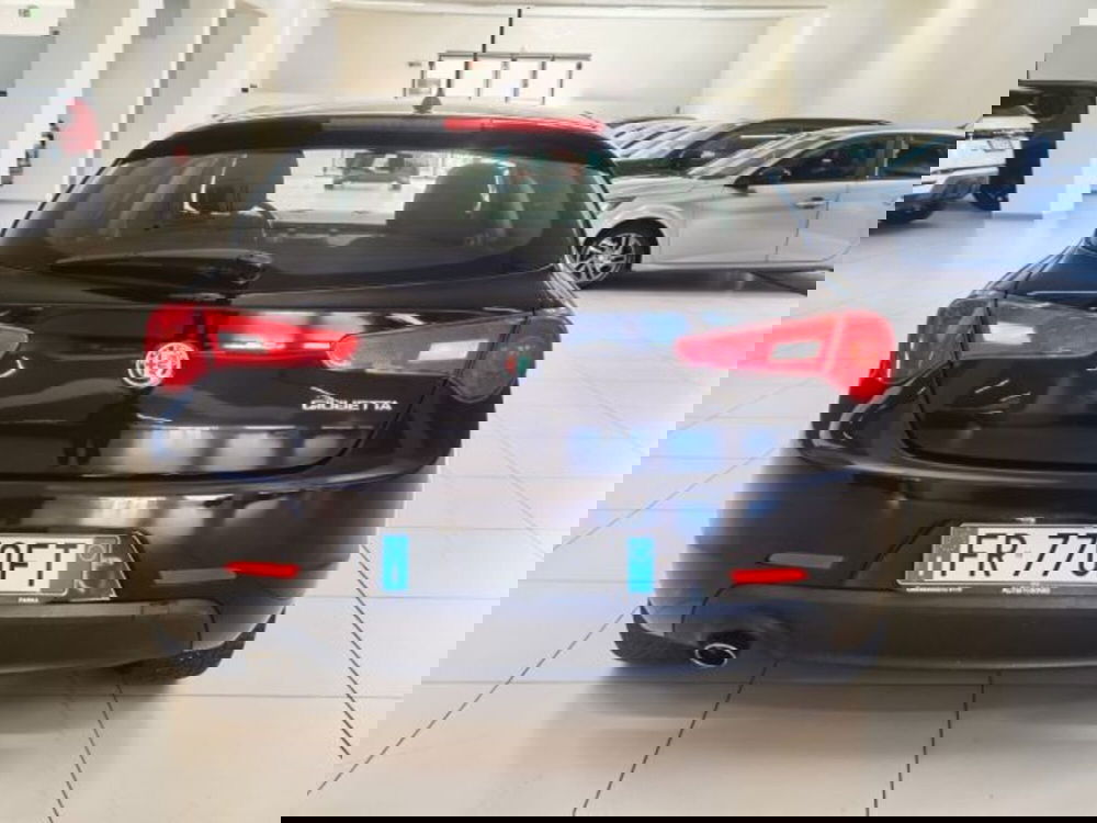 Alfa Romeo Giulietta usata a Modena (12)