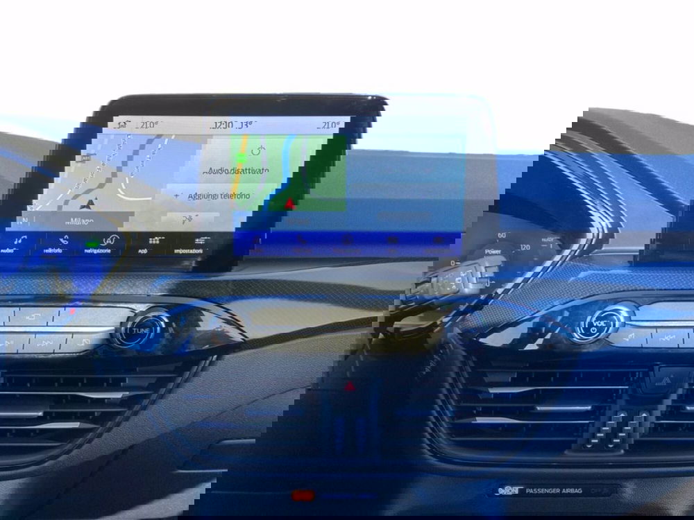 Ford Kuga usata a Milano (14)