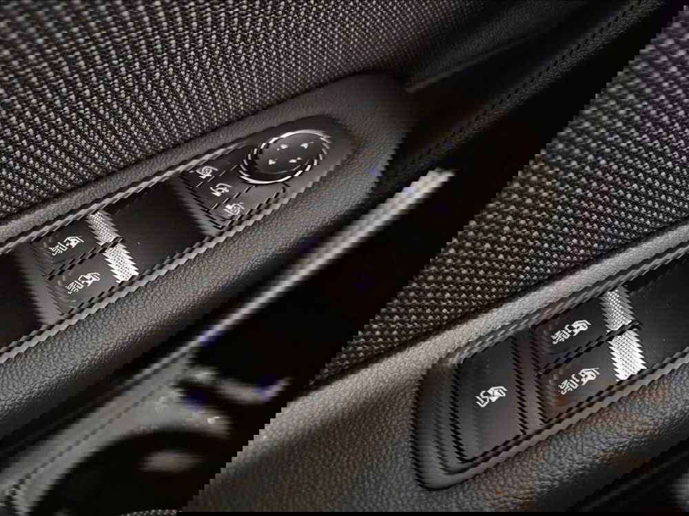 Renault Captur nuova a Palermo (18)