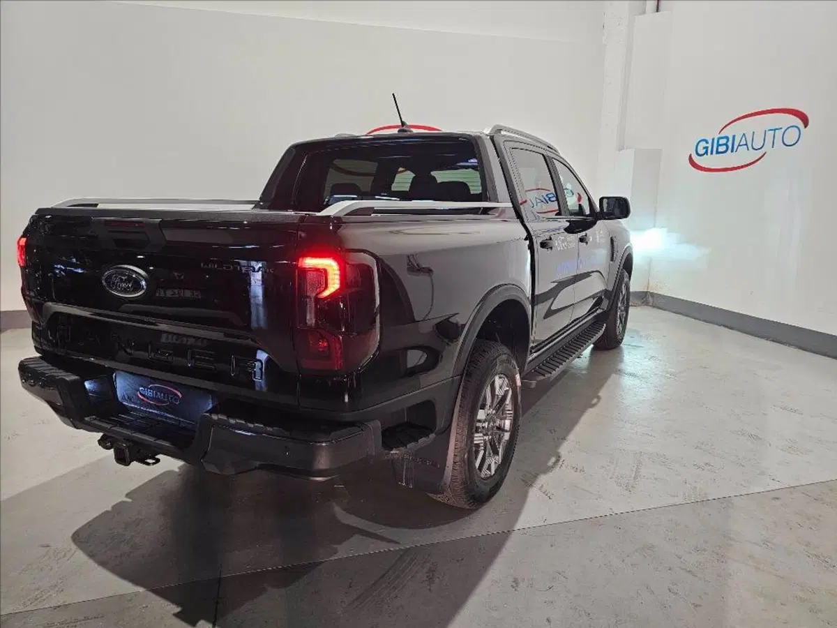 Ford Ranger Pick-up nuova a Palermo (9)