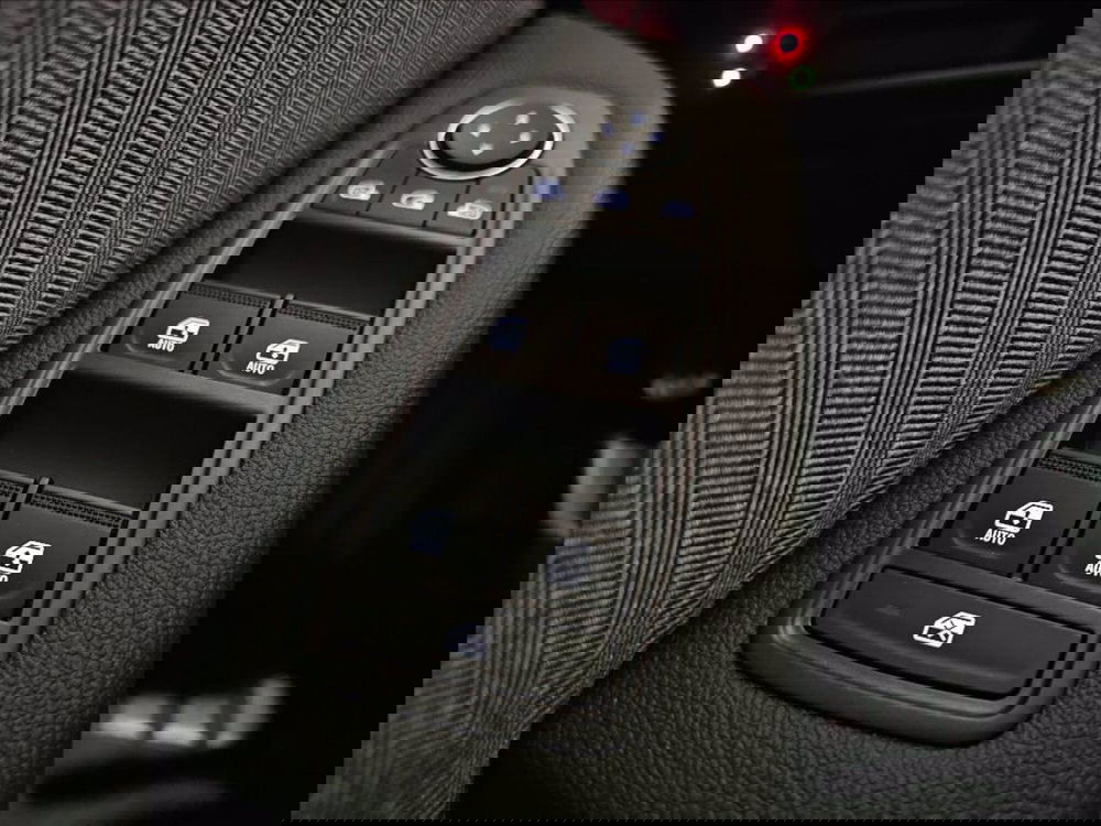 Renault Clio nuova a Palermo (18)