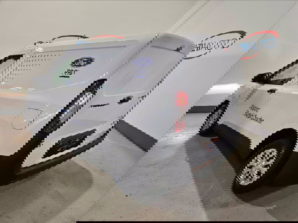 Ford Transit Courier Furgone nuova a Palermo (7)