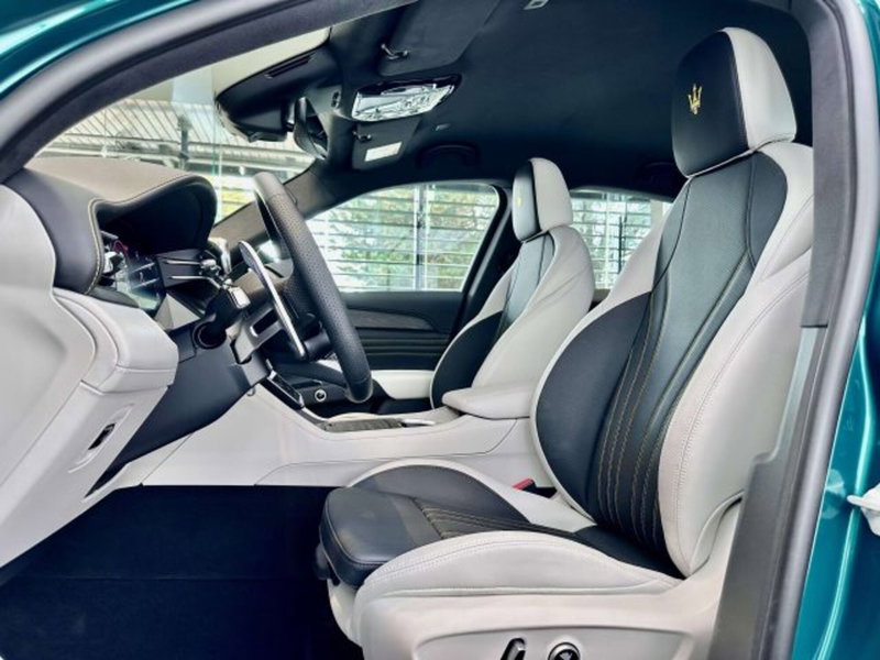 Maserati Grecale nuova a Torino (8)