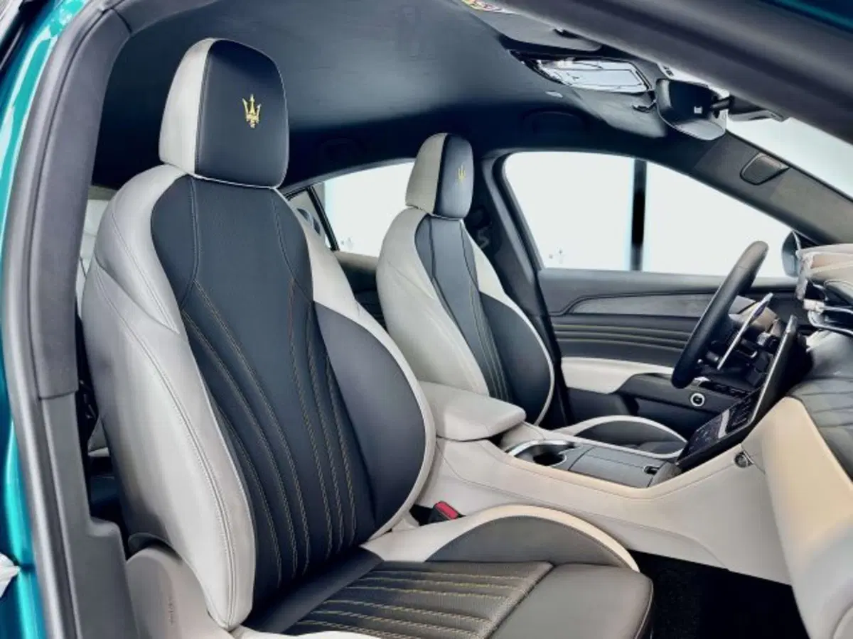 Maserati Grecale nuova a Torino (10)