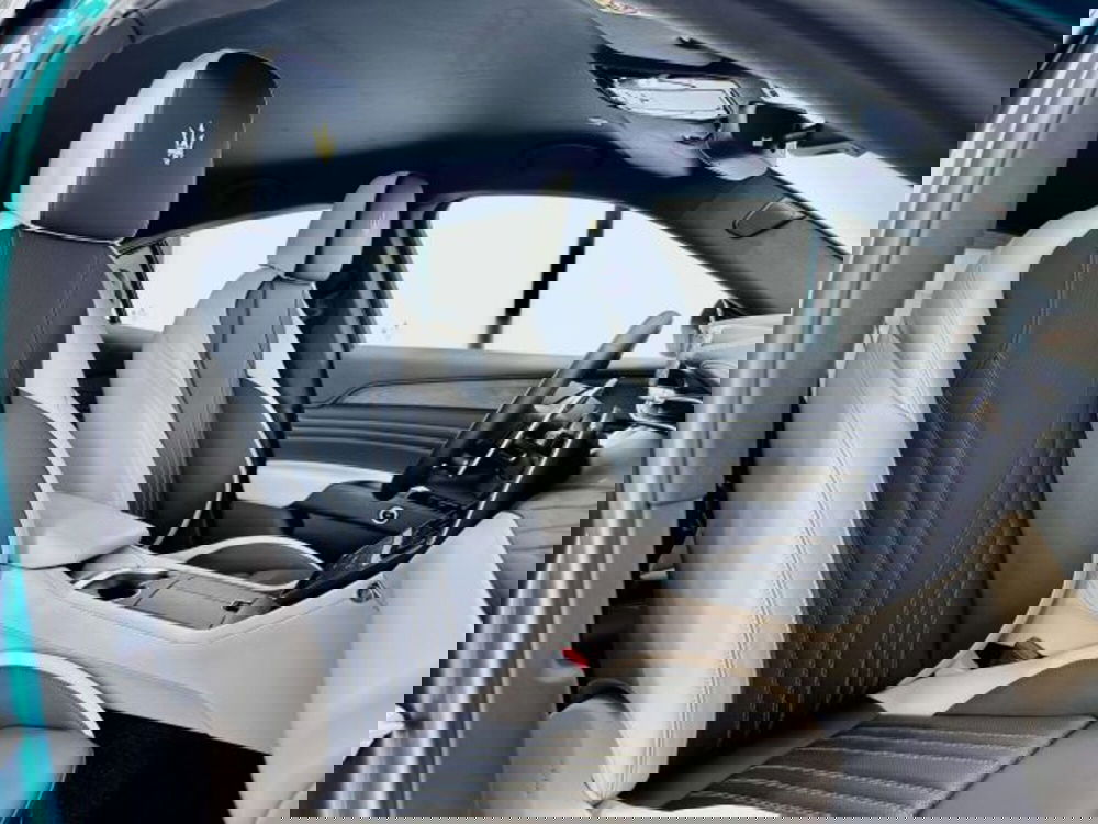 Maserati Grecale nuova a Torino (13)