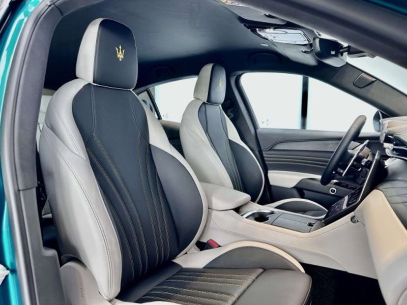 Maserati Grecale nuova a Torino (10)