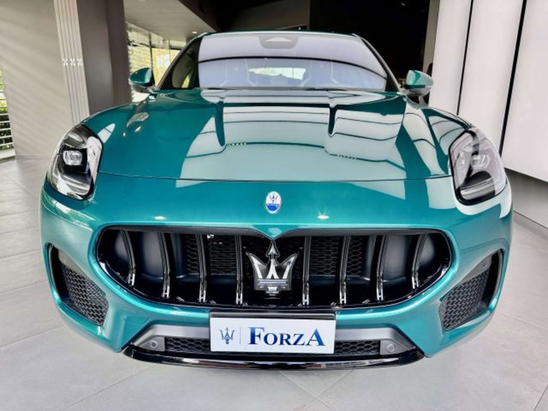 Maserati Grecale nuova a Torino (2)
