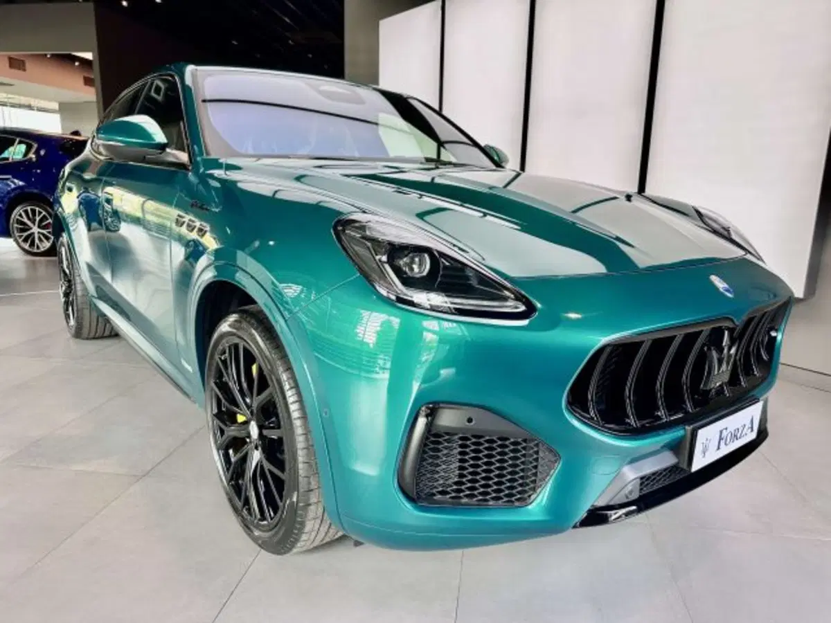 Maserati Grecale nuova a Torino (3)